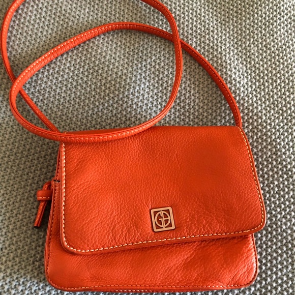 Gianni Bini Orange Leather crossbody - Picture 1 of 8